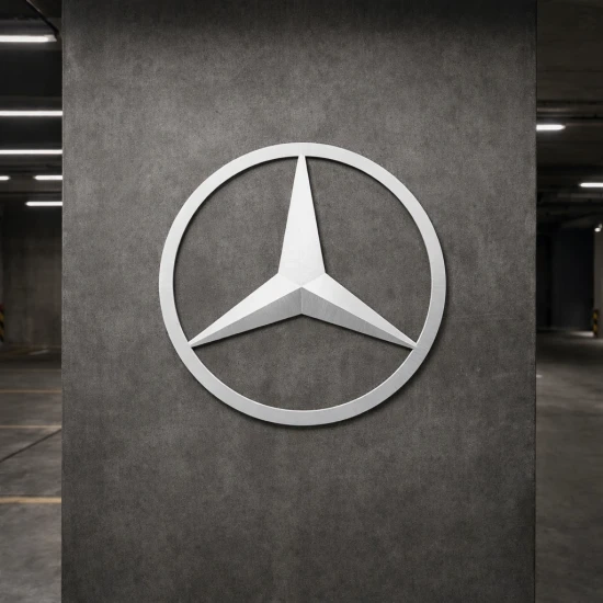 mercedes.png