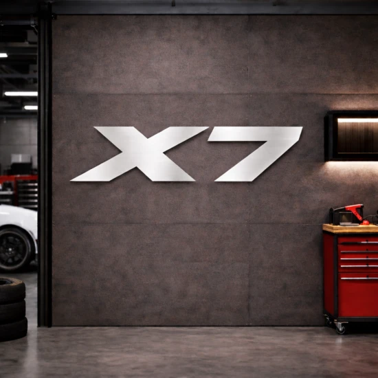 BMW x7.png